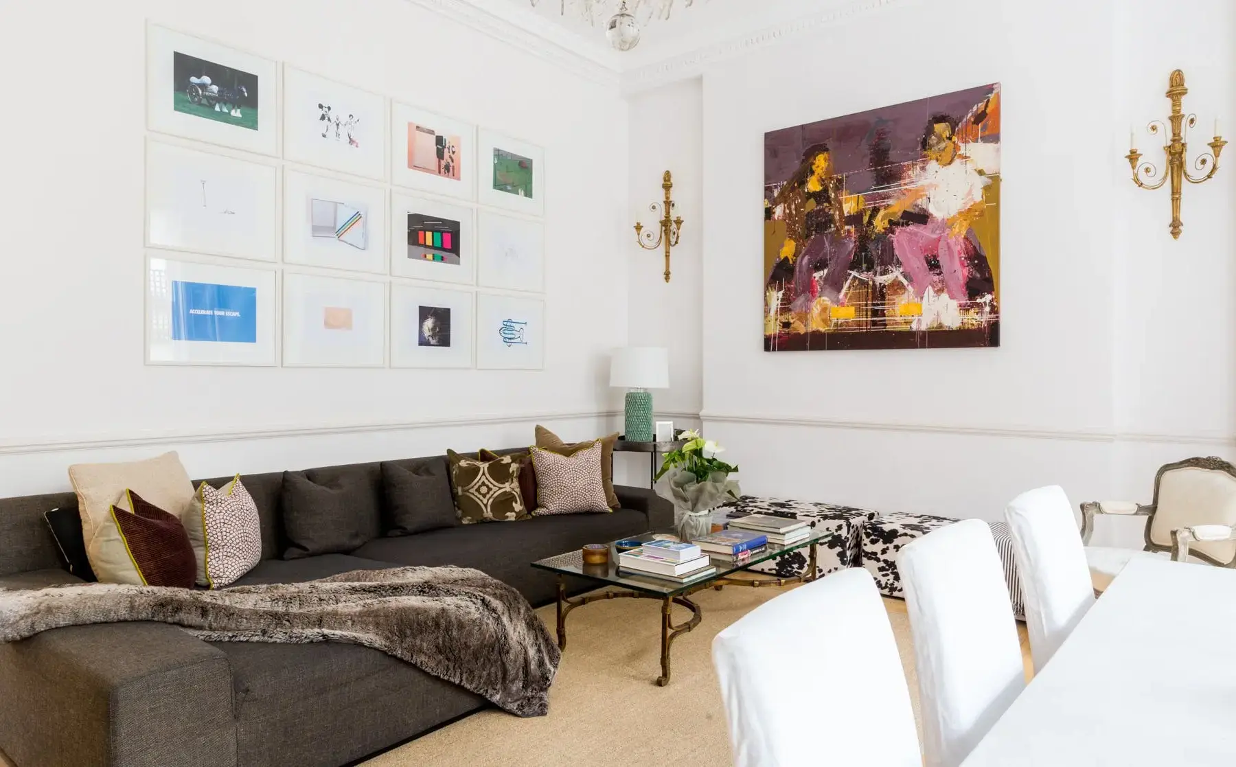 Chic & Antique Mayfair Haven in Mayfair